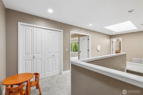 2001 263rd Lane SE Sammamish WA 98075