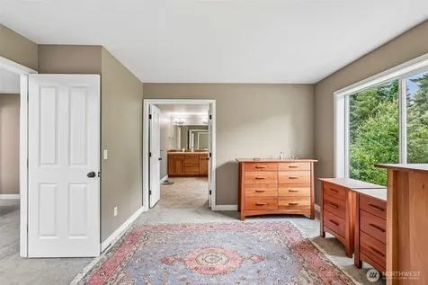 2001 263rd Lane SE Sammamish WA 98075