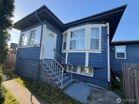3926 S Warsaw Street Seattle WA 98118