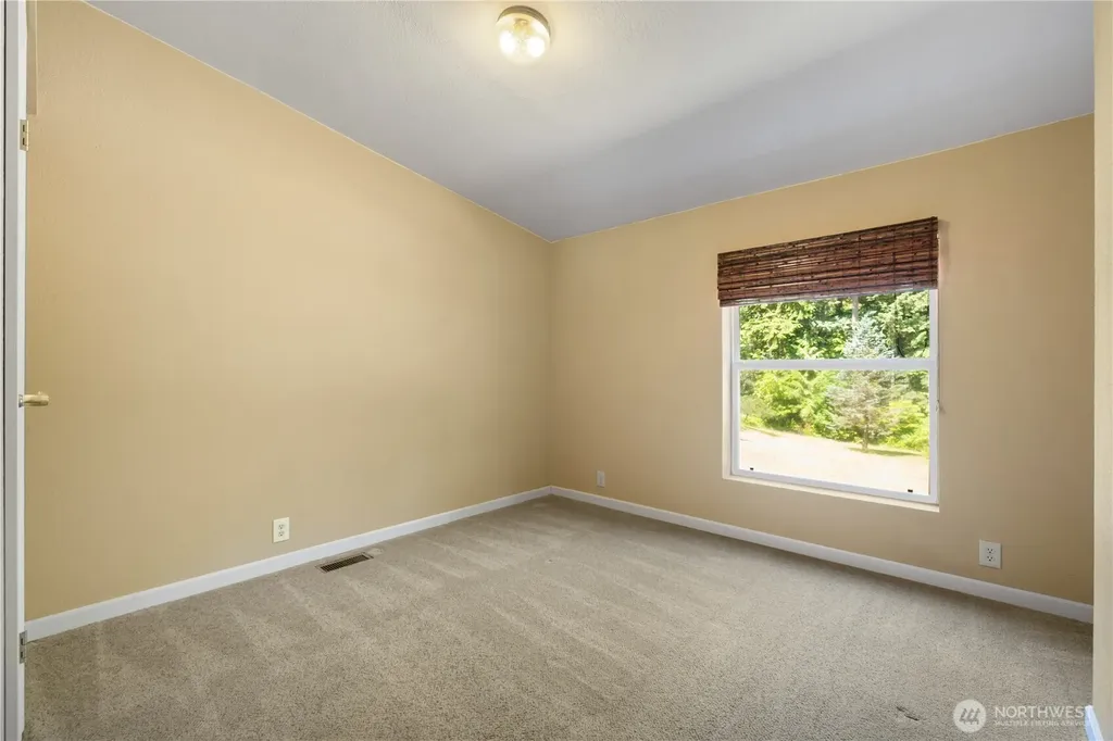5959 SE Nelson Road Olalla WA 98359