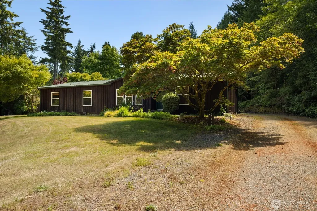 5959 SE Nelson Road Olalla WA 98359