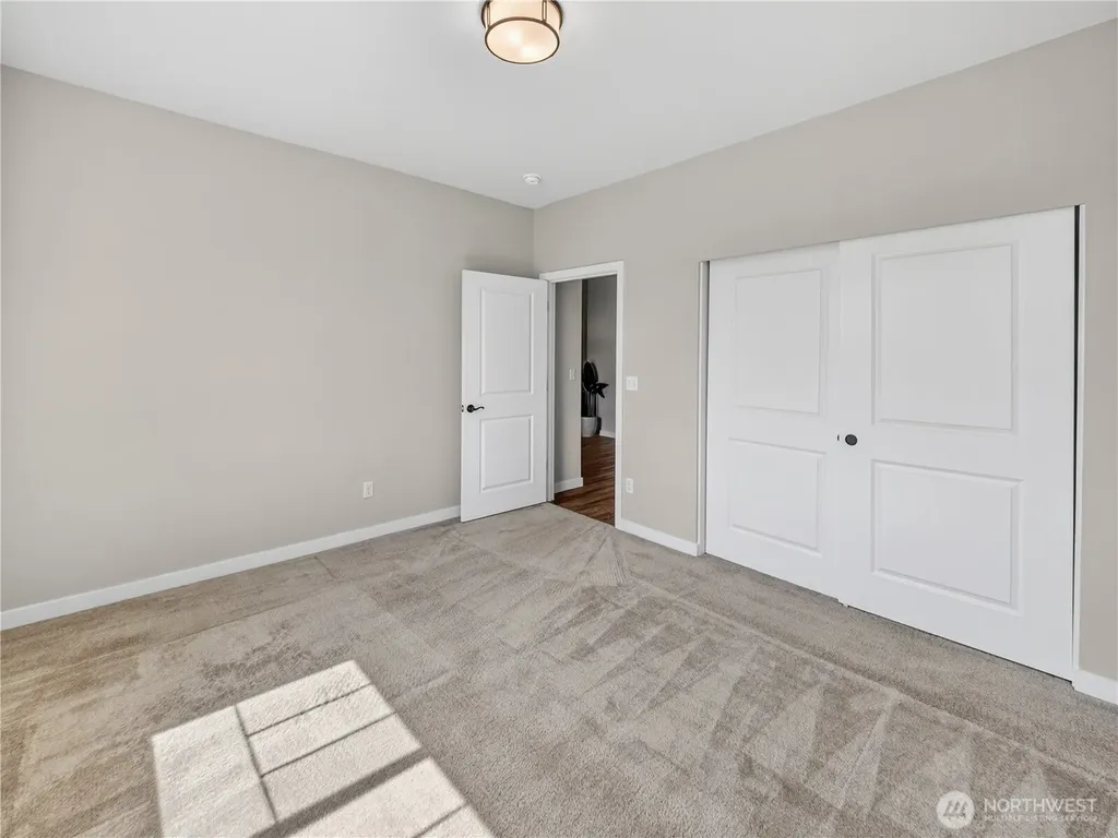 3373 Fisk Avenue Enumclaw WA 98022