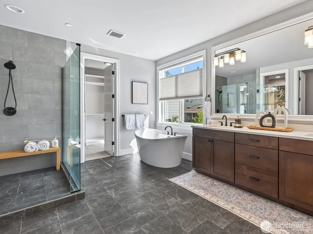 23973 NE 25th Street Sammamish WA 98074