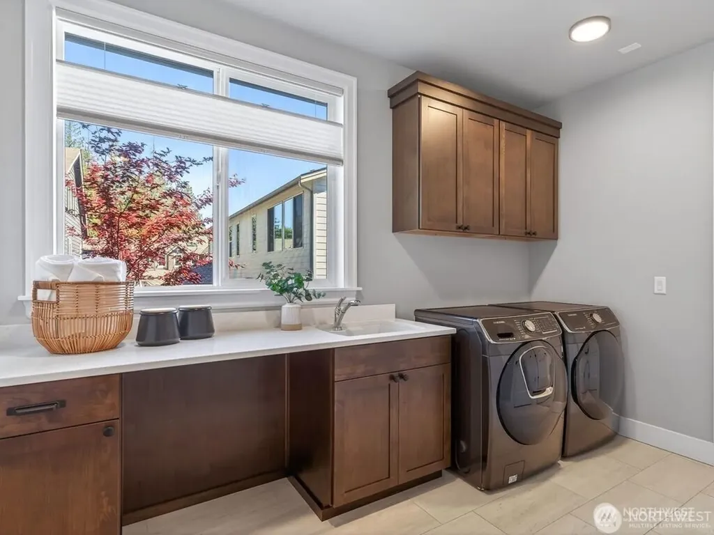 23973 NE 25th Street Sammamish WA 98074