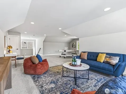 23973 NE 25th Street Sammamish WA 98074