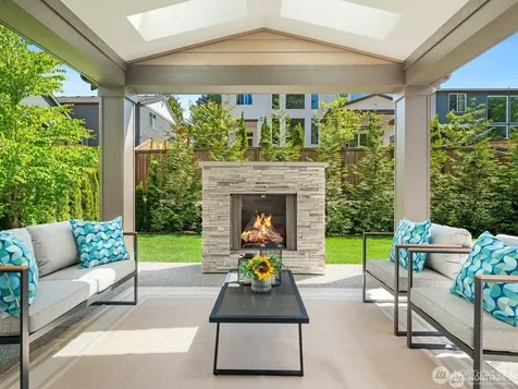 23973 NE 25th Street Sammamish WA 98074
