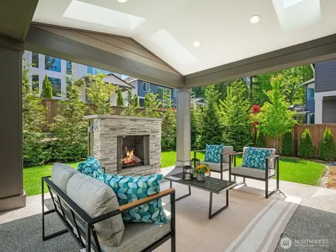 23973 NE 25th Street Sammamish WA 98074