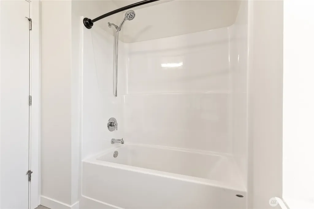 32675 Madrona Avenue SE Black Diamond WA 98010