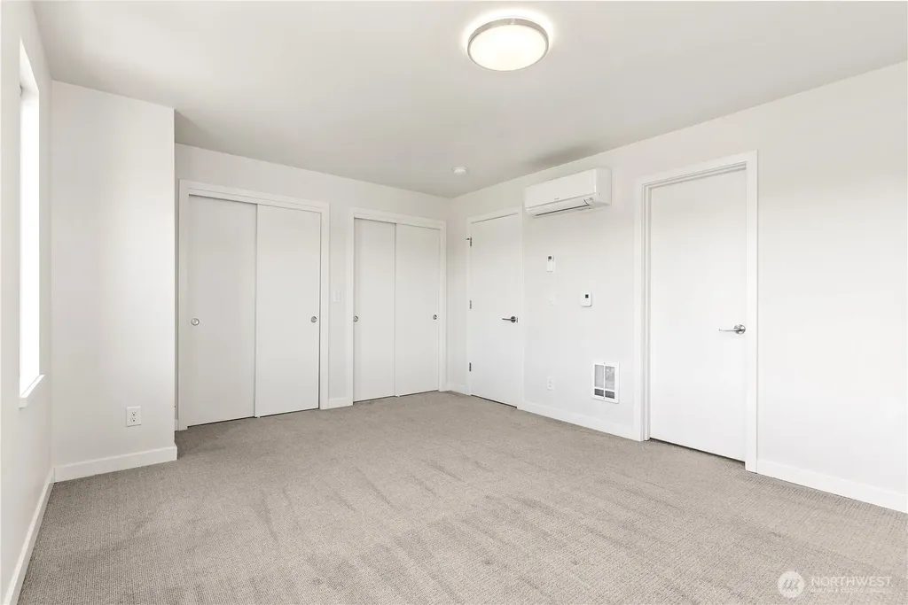 32675 Madrona Avenue SE Black Diamond WA 98010