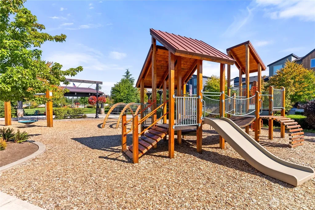 32675 Madrona Avenue SE Black Diamond WA 98010