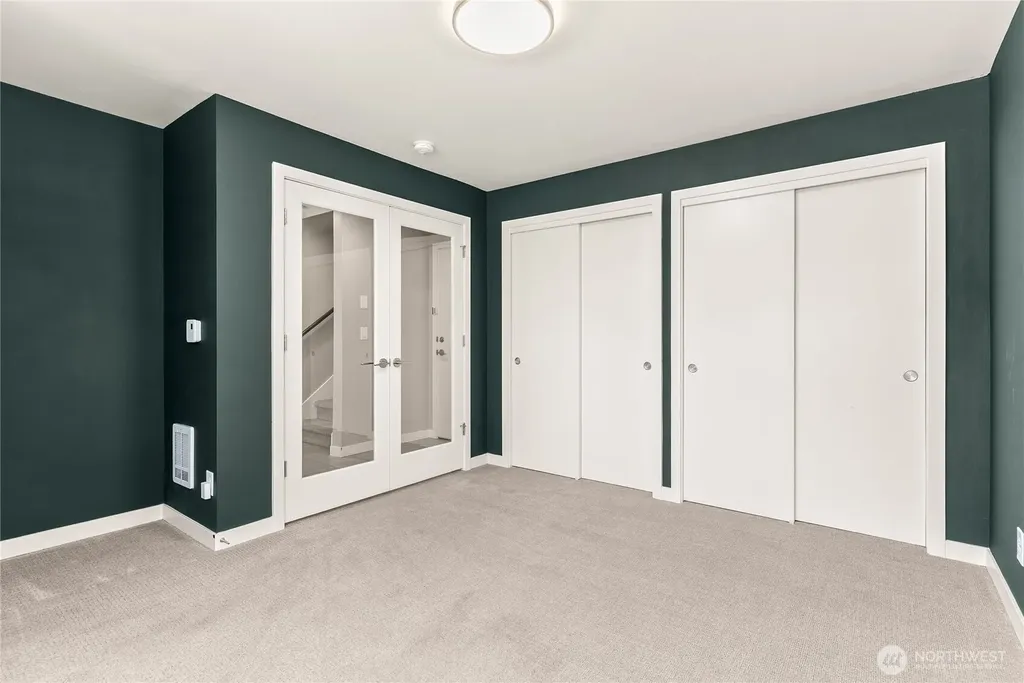32675 Madrona Avenue SE Black Diamond WA 98010