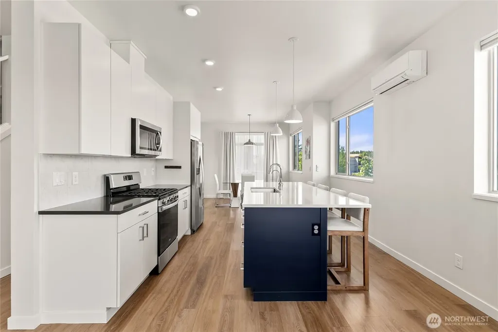 32675 Madrona Avenue SE Black Diamond WA 98010