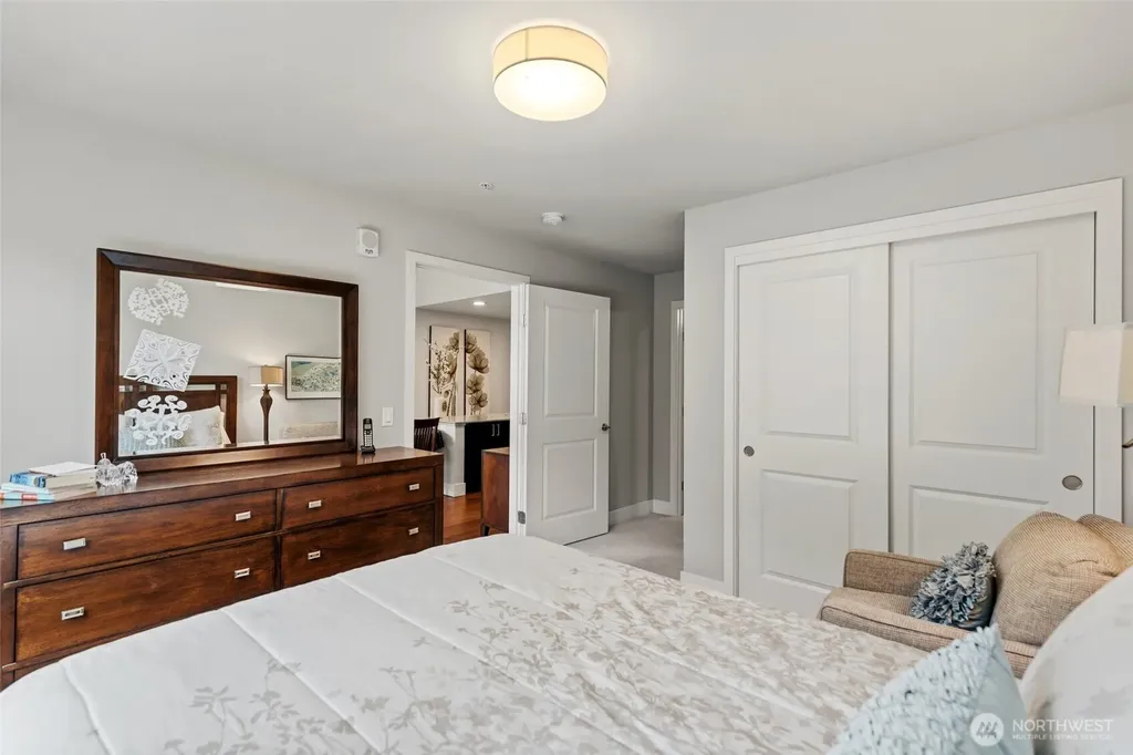 50 Pine Street Edmonds WA 98020
