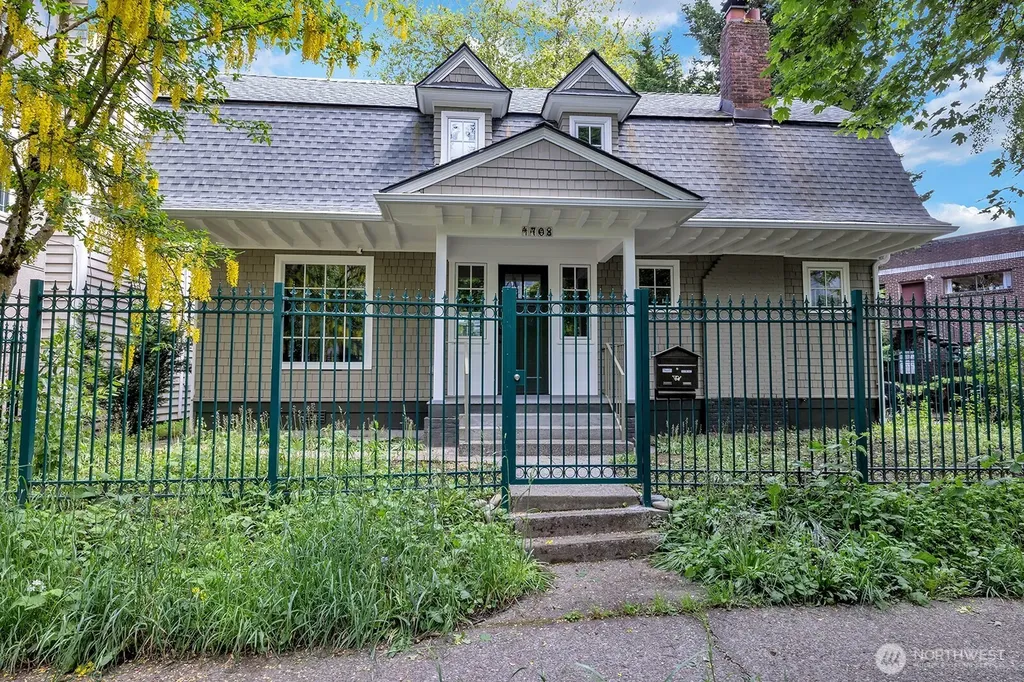1708 18th Avenue Bellevue WA 98122