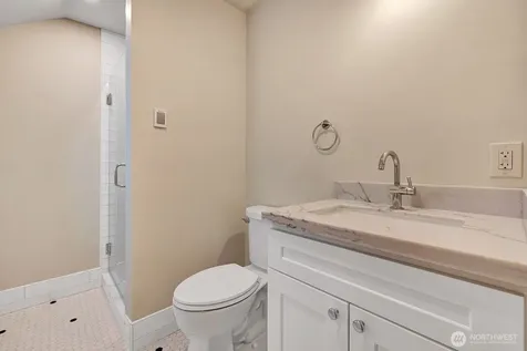 1708 18th Avenue Bellevue WA 98122