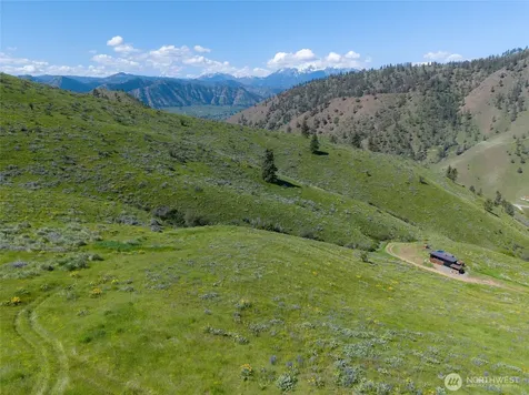 6993 Nahahum Canyon Road Cashmere WA 98815