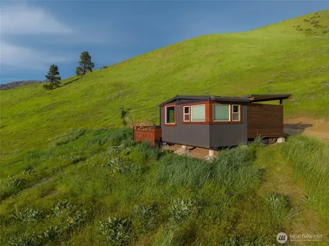 6993 Nahahum Canyon Road Cashmere WA 98815