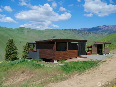 6993 Nahahum Canyon Road Cashmere WA 98815