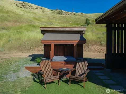 6993 Nahahum Canyon Road Cashmere WA 98815