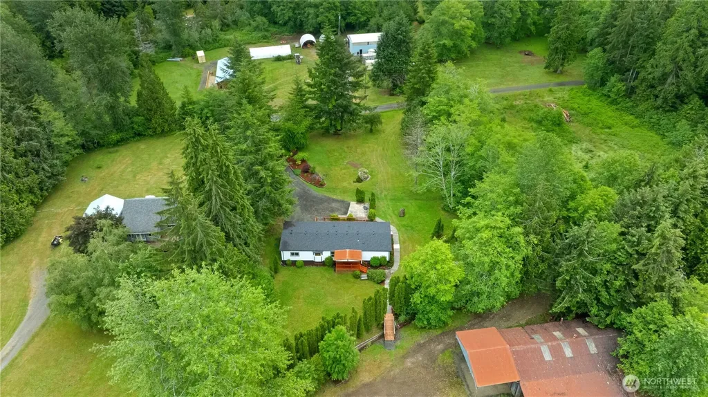 5450 Us Highway 101 Humptulips WA 98552