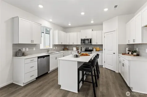 5655 147th Street Ct E Puyallup WA 98375