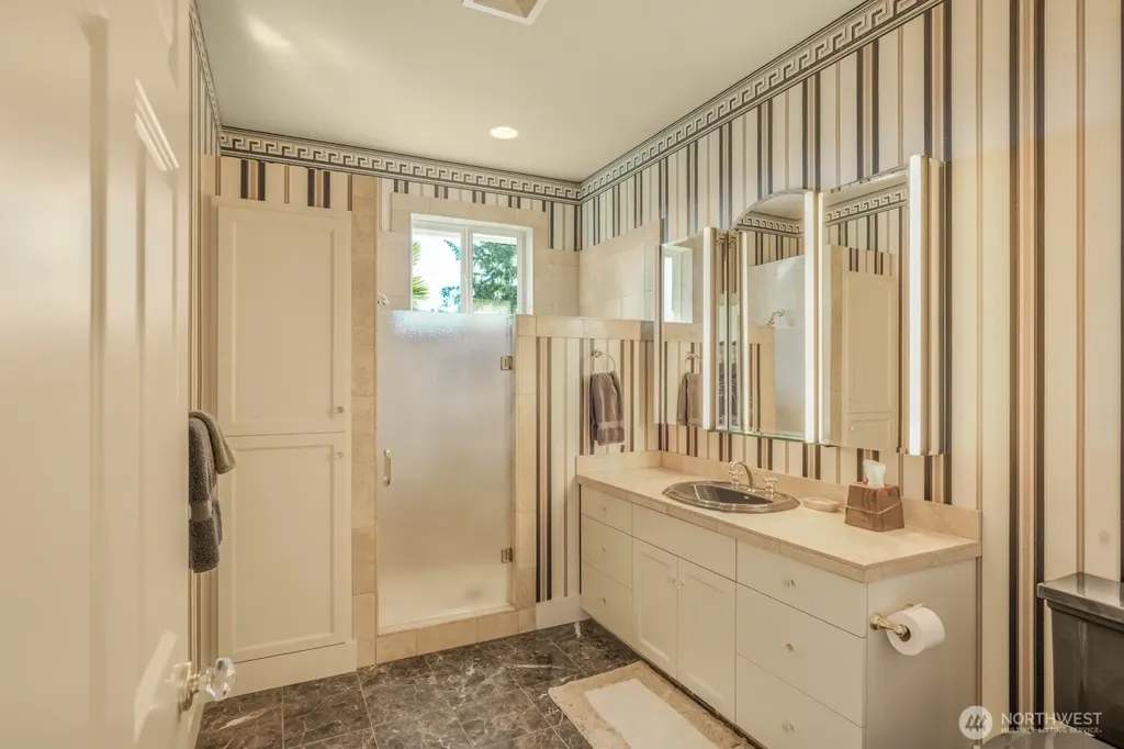 211 Alderwood Drive Chehalis WA 98532