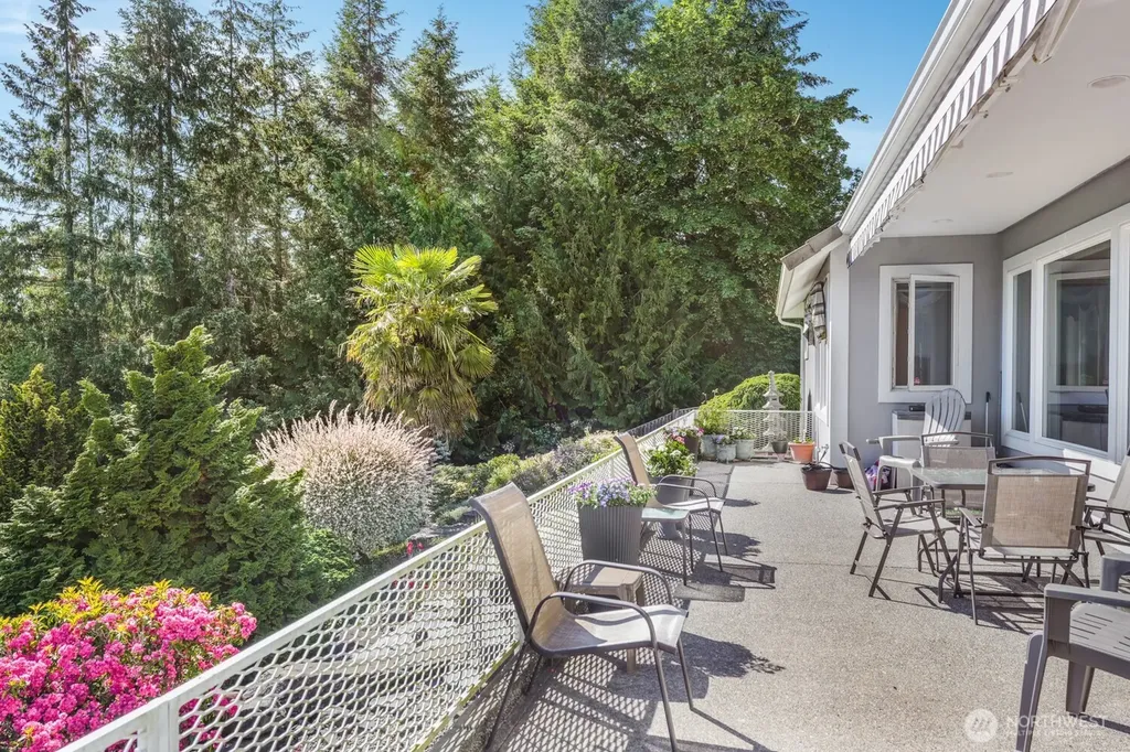211 Alderwood Drive Chehalis WA 98532