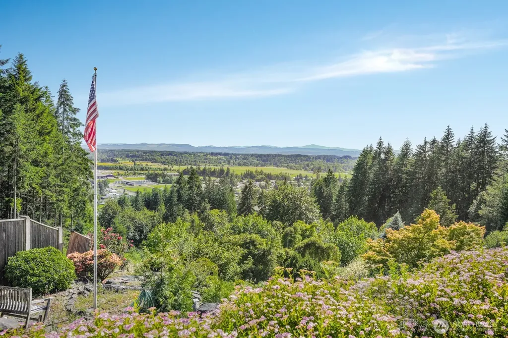 211 Alderwood Drive Chehalis WA 98532