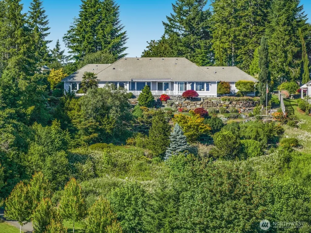 211 Alderwood Drive Chehalis WA 98532