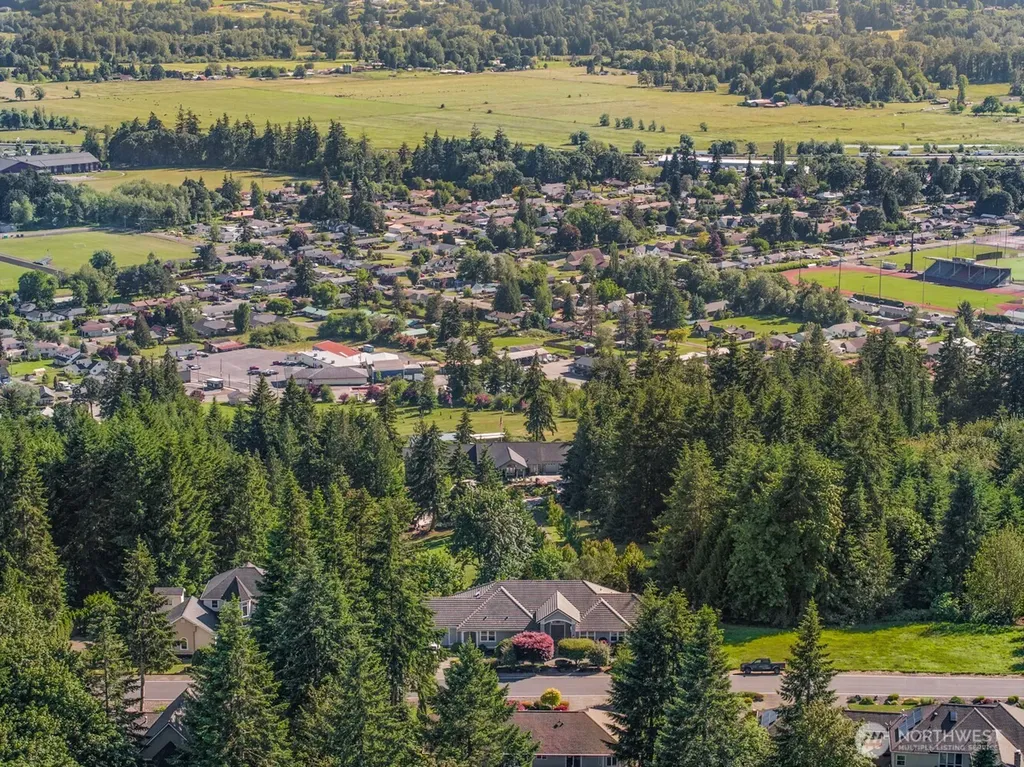 211 Alderwood Drive Chehalis WA 98532