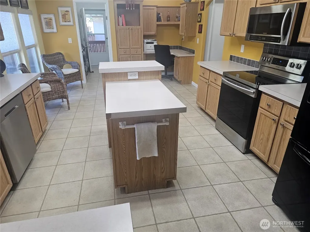 11303 124th Street Ct E Puyallup WA 98374