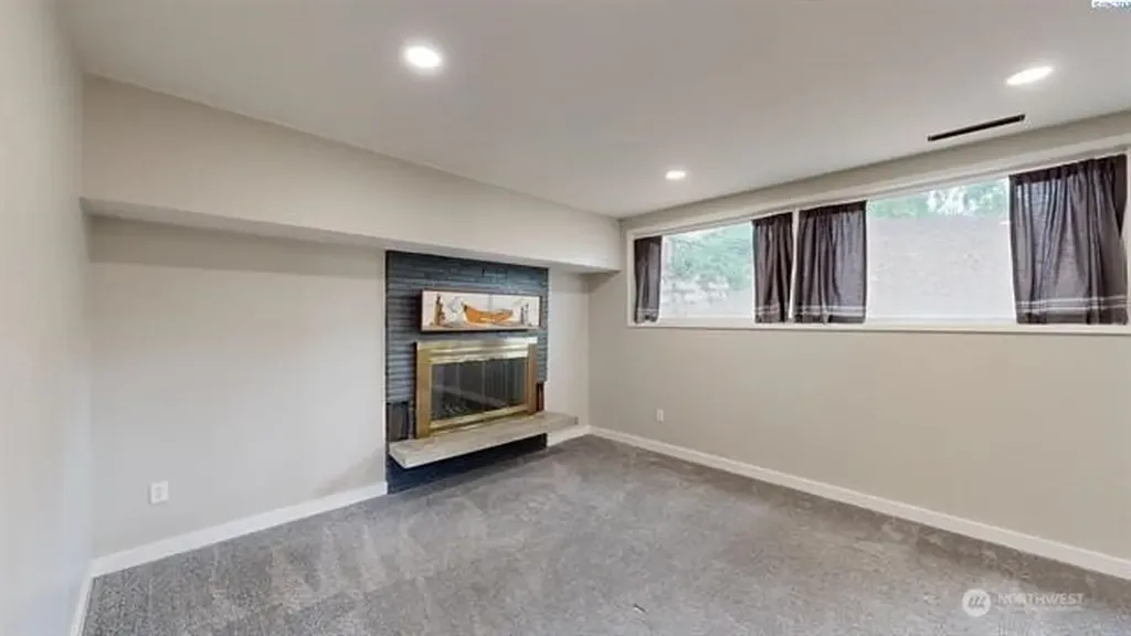 1000 NE Duncan Lane Pullman WA 99163