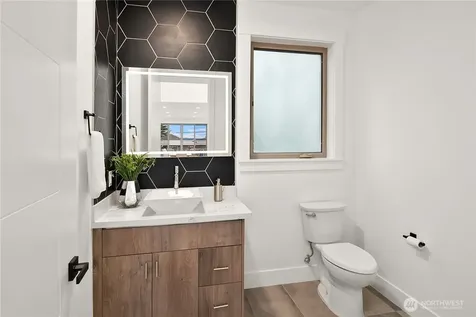 3202 Burnett Avenue N Renton WA 98056