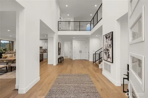 3202 Burnett Avenue N Renton WA 98056