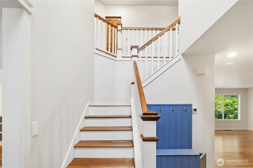 10715 Hillsboro Drive NW Silverdale WA 98383