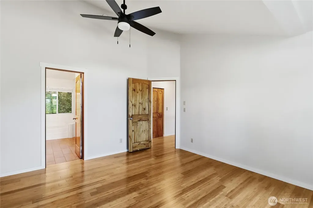 10715 Hillsboro Drive NW Silverdale WA 98383