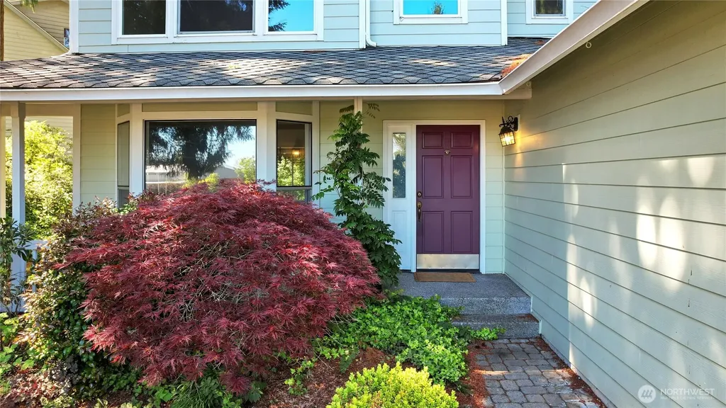 10715 Hillsboro Drive NW Silverdale WA 98383