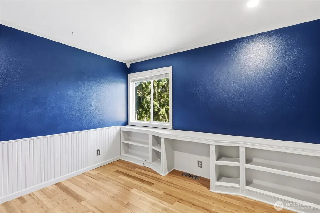 10715 Hillsboro Drive NW Silverdale WA 98383