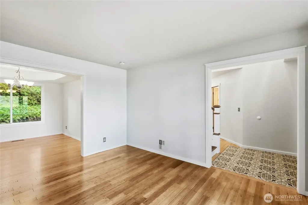 10715 Hillsboro Drive NW Silverdale WA 98383