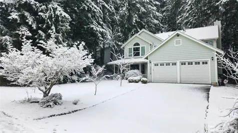 10715 Hillsboro Drive NW Silverdale WA 98383