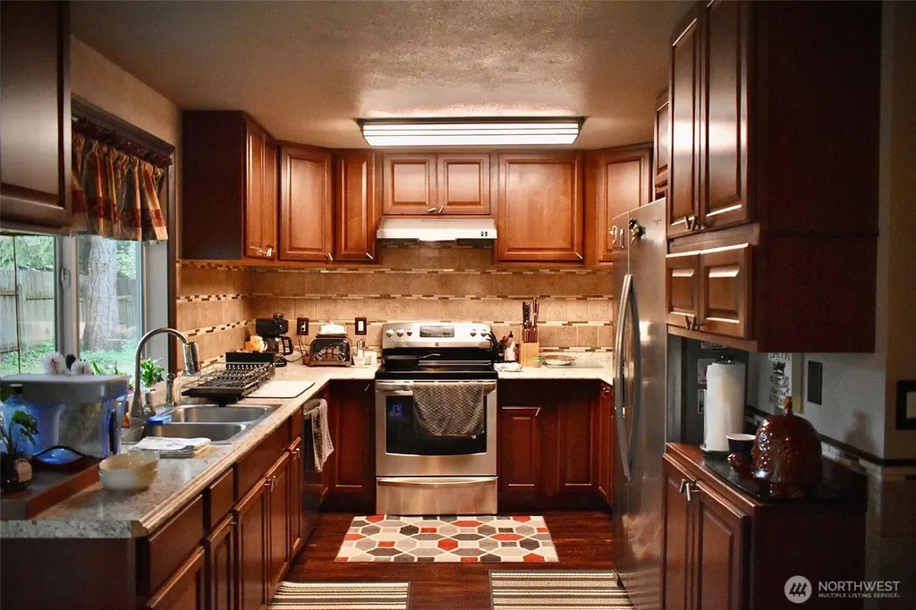4908 34th Court SE Lacey WA 98503