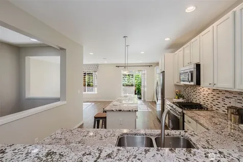 34103 10th Court SW Federal Way WA 98023