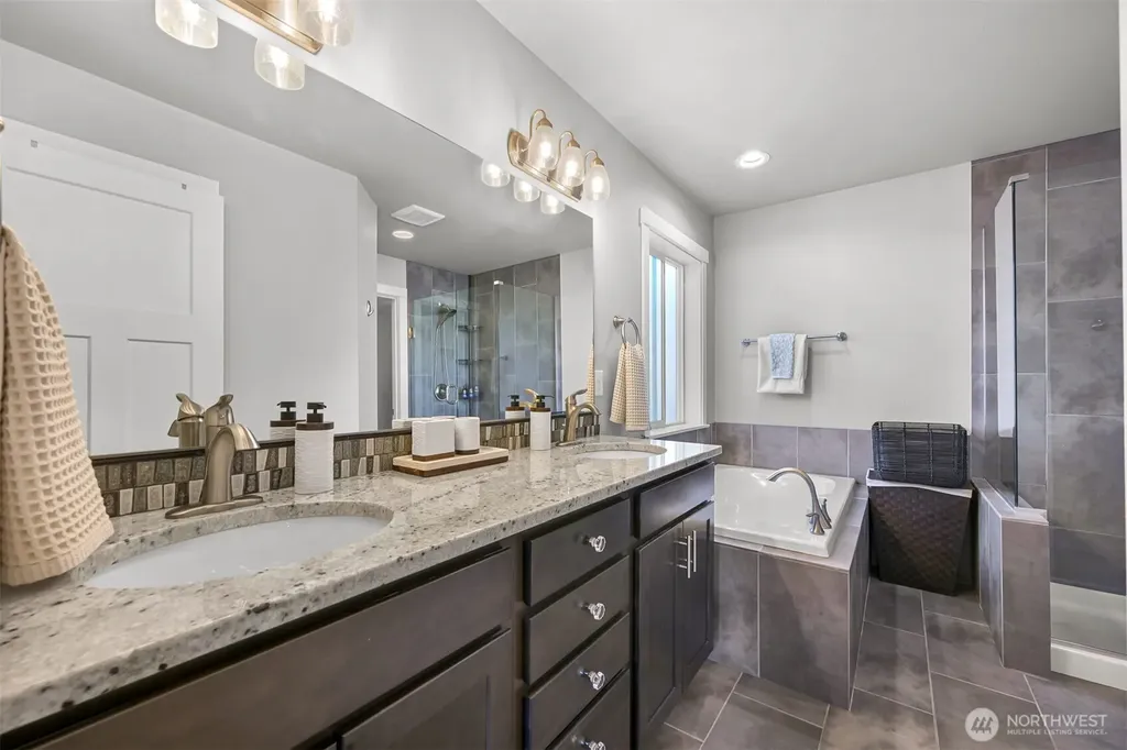 1460 Sunnybrook Lane Bellingham WA 98226