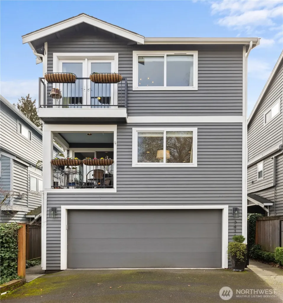 3414 33rd Avenue SW Seattle WA 98126