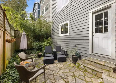 3414 33rd Avenue SW Seattle WA 98126