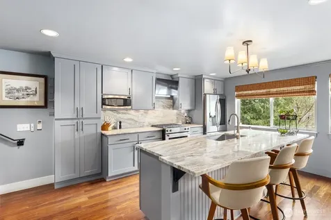 3414 33rd Avenue SW Seattle WA 98126