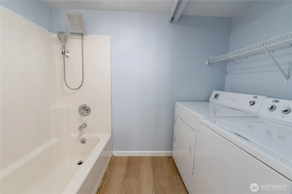 10709 Valley View Road Bothell WA 98011