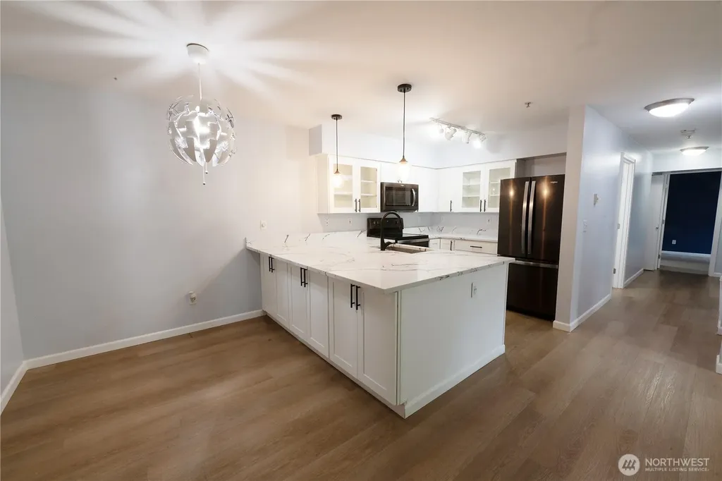 10709 Valley View Road Bothell WA 98011