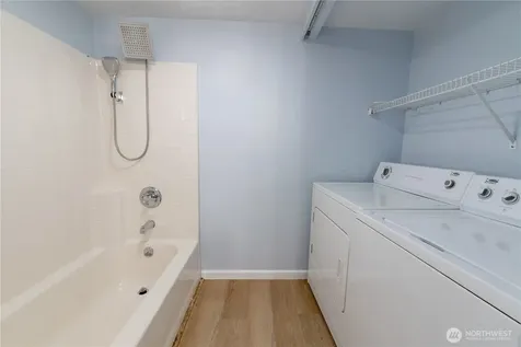10709 Valley View Road Bothell WA 98011