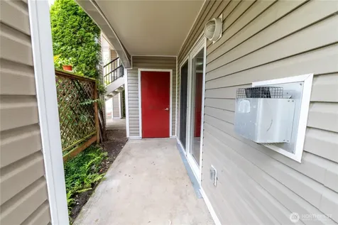 10709 Valley View Road Bothell WA 98011